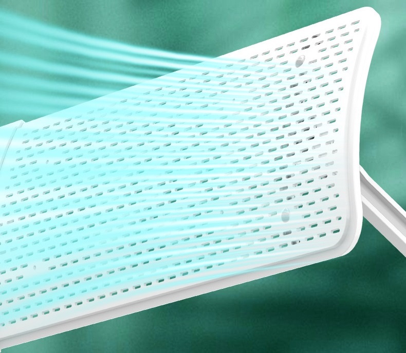 Air conditioner wind deflector